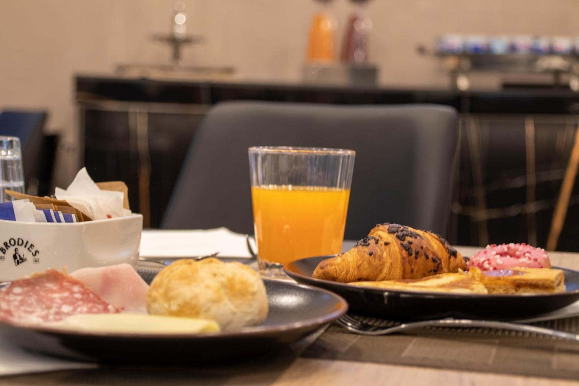 Emma Hotel Bologna Fiera Granarolo dell'Emilia Luaran gambar